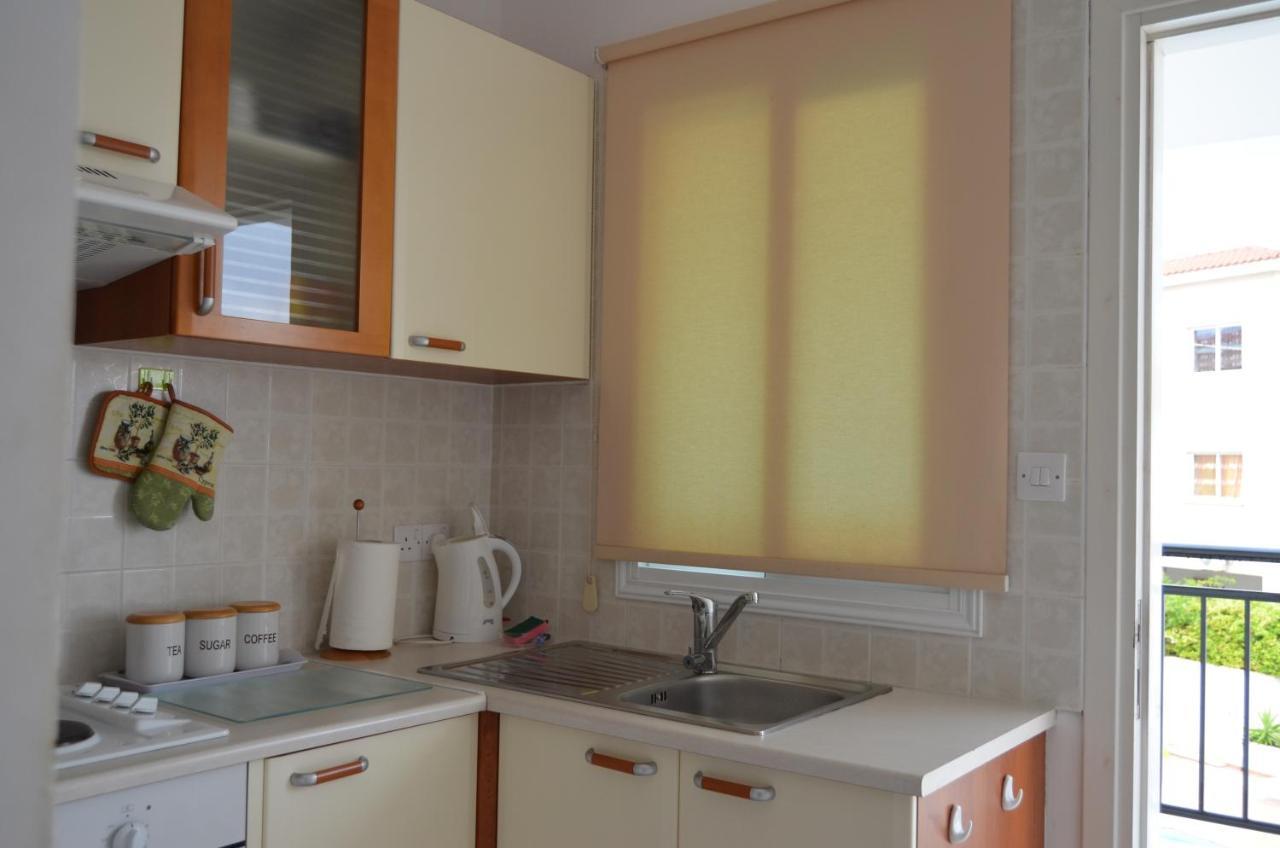 Ithaki Gardens Apartment 107 パ フォス エクステリア 写真