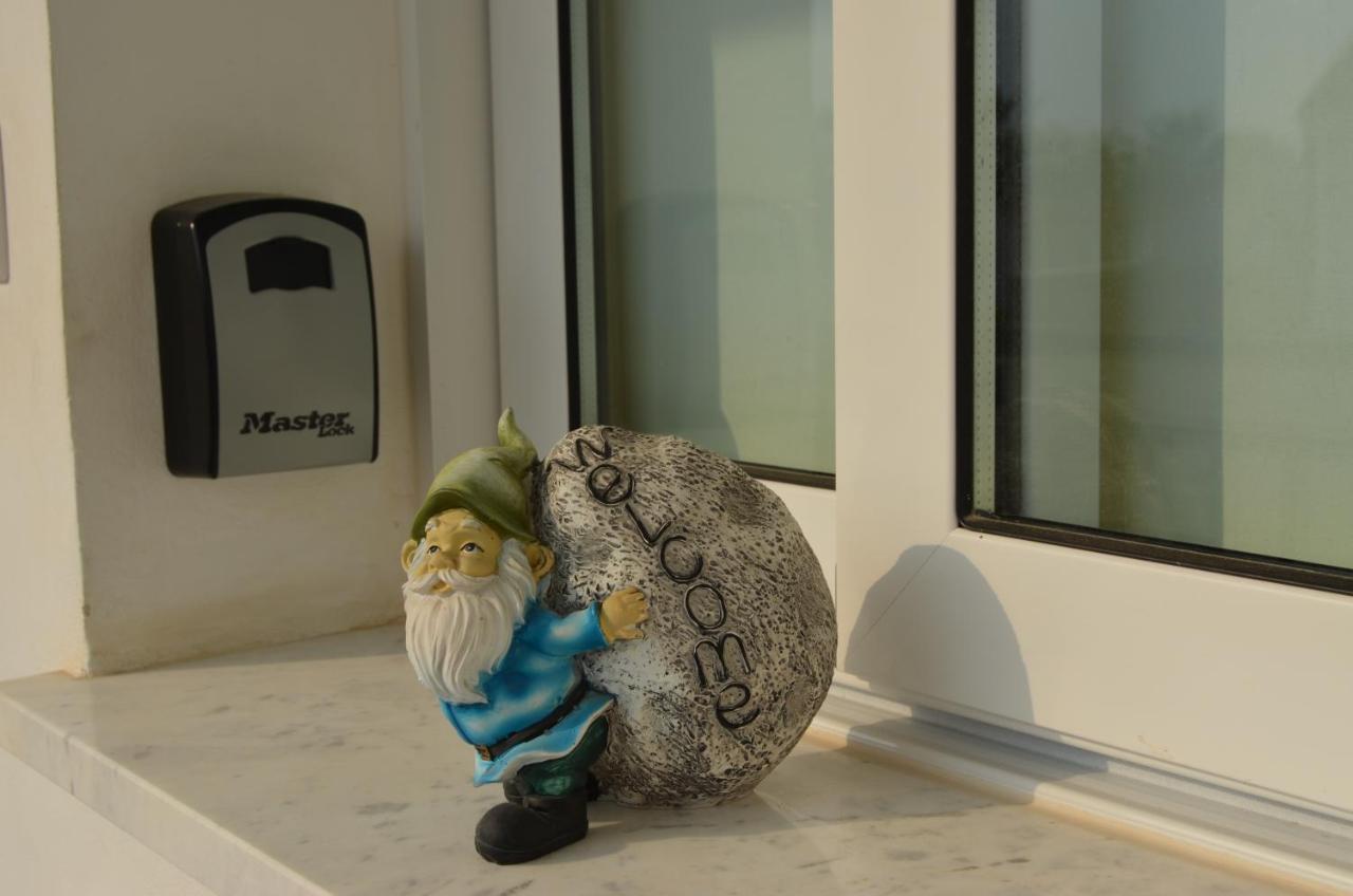 Ithaki Gardens Apartment 107 パ フォス エクステリア 写真
